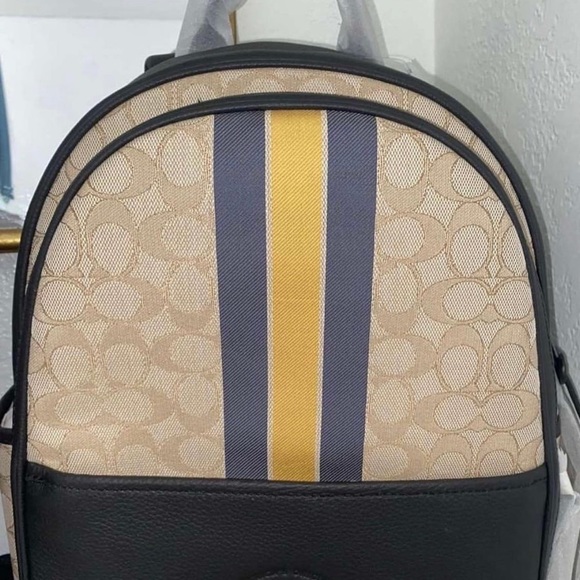 Coach backpack - Picture 2 of 2